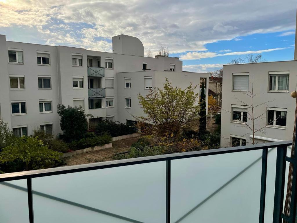 Le Cocon Art Deco Apartment Caluire-et-Cuire Ngoại thất bức ảnh